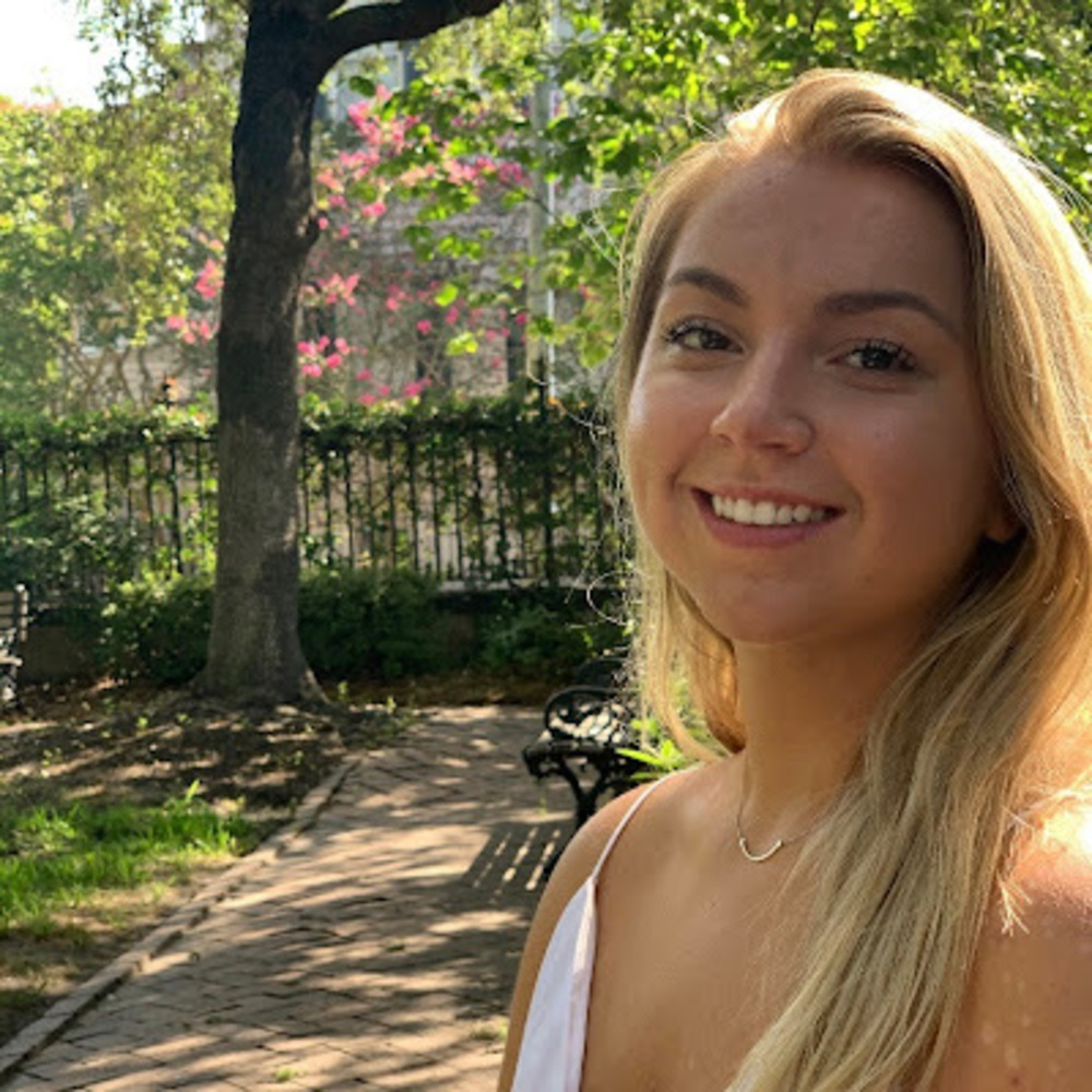 Meet your Posher, Elizabeth a.